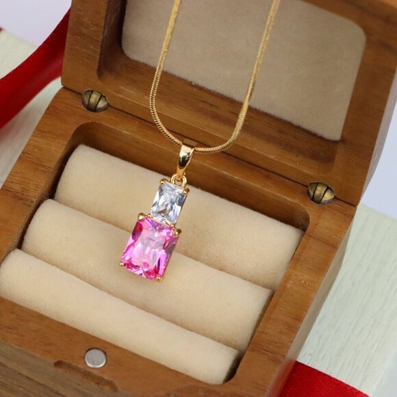 "Chic Pink Pendant in Gold-Plated Brass – Feminine and Elegant Look, XPPT1808 - Picture 10 of 13